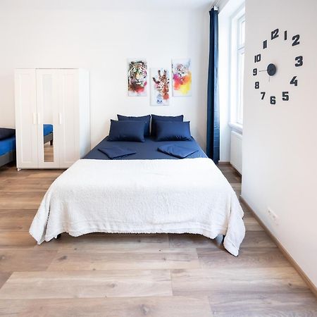 Radiant Premium Apartments - Fuenfhaus فيينا المظهر الخارجي الصورة
