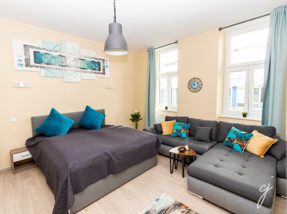 Radiant Premium Apartments - Fuenfhaus فيينا المظهر الخارجي الصورة